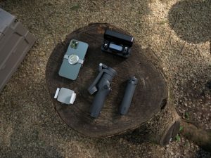 15 全家福2 - OM with DJI Mic