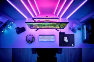 G515 LIGHTSPEED TKL WHITE G707 WHITE OVERHEAD ENVR