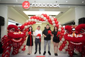L-R_Jude Chen, SEA Sales Manager, Roboro