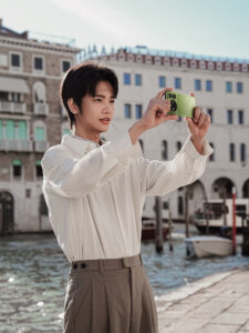 HONOR Magic9 Pro Max -design debut at Venice Film Festival -2