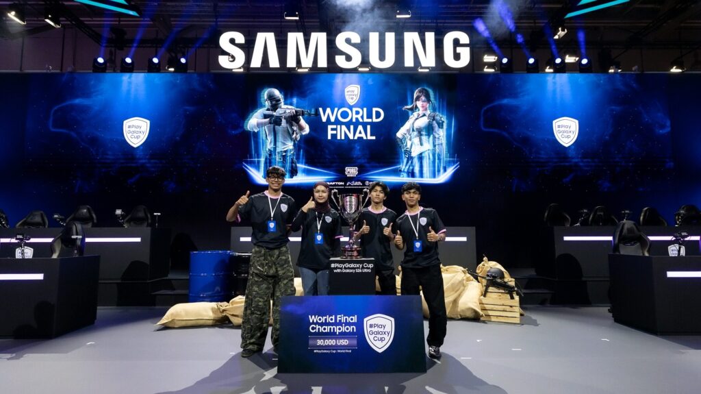 Main KV_The Malaysian team celebrates its victory at the PlayGalaxy Cup World Final. From left San Gaming, VRT1CAA, ADIKBOY, and ACAD